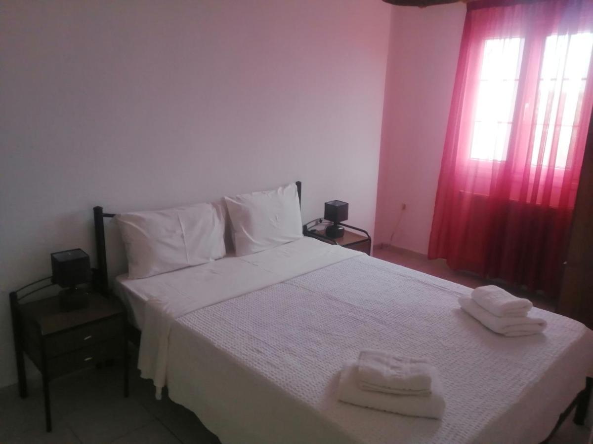 White House Apartment Monemvasía Екстериор снимка