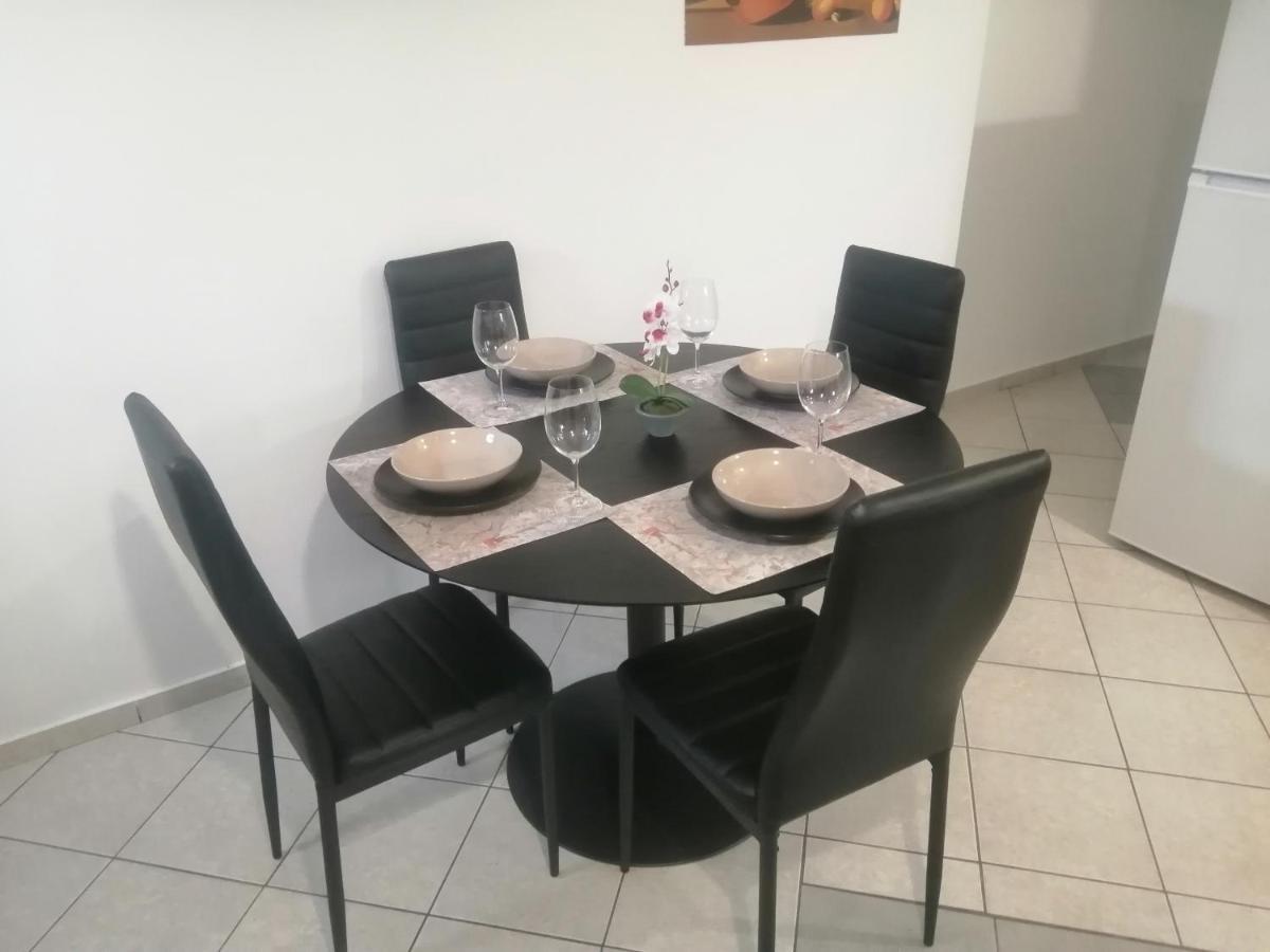 White House Apartment Monemvasía Екстериор снимка