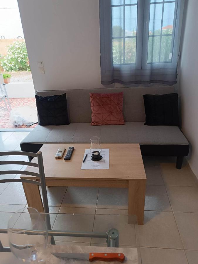 White House Apartment Monemvasía Екстериор снимка